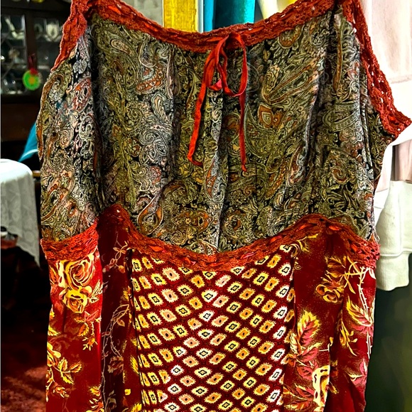 Adorable top. - Picture 7 of 12